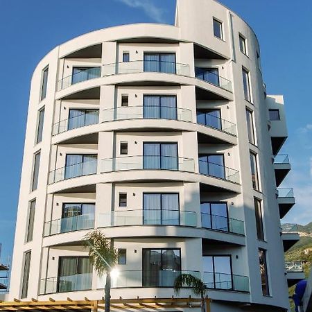 Valza Boutique Hotel Вльора Екстер'єр фото