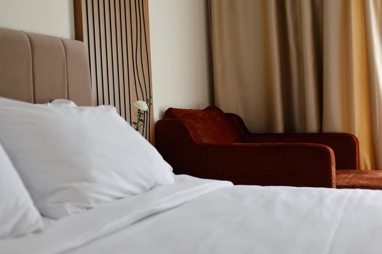 Valza Boutique Hotel Вльора Екстер'єр фото
