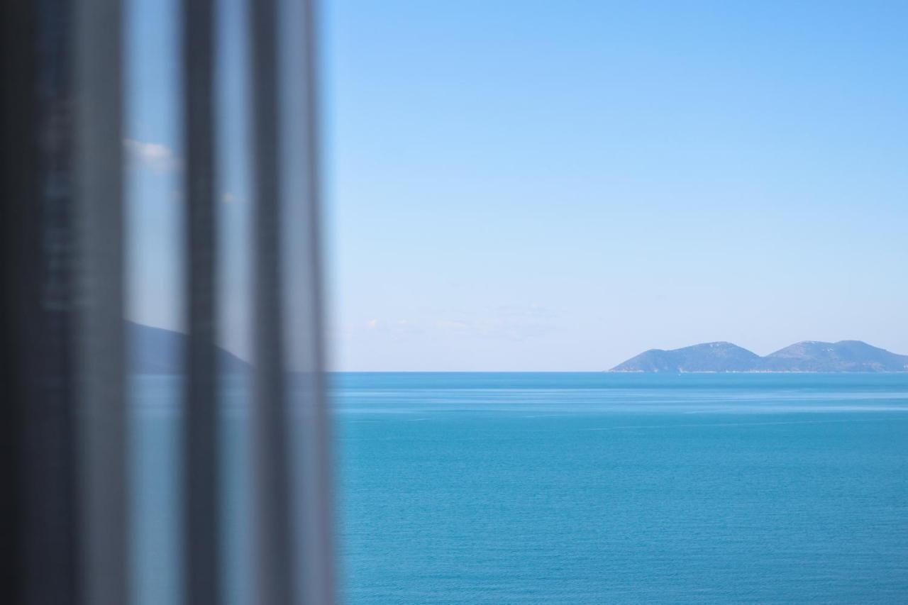 Valza Boutique Hotel Вльора Екстер'єр фото