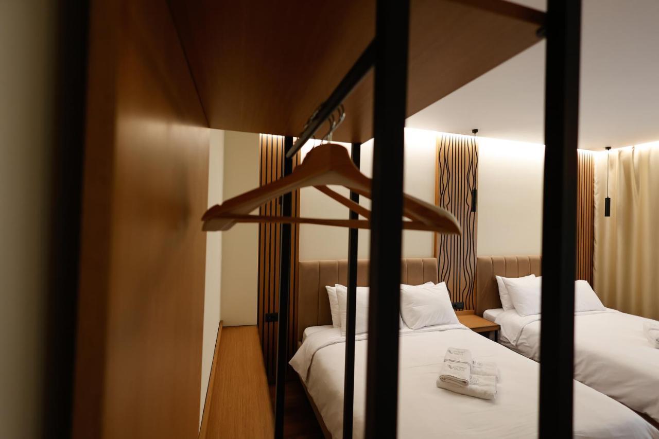 Valza Boutique Hotel Вльора Екстер'єр фото