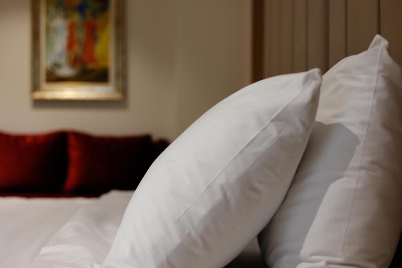 Valza Boutique Hotel Вльора Екстер'єр фото